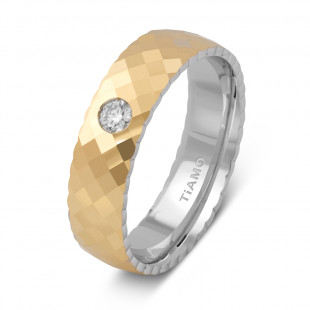 Обручальное кольцо из комбинированного золота с бриллиантом Tiamo (041077)