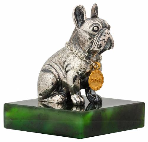 Сувенир Символ года Собака из серебра с кулоном из золота 999 пробы на подставке из нефрита