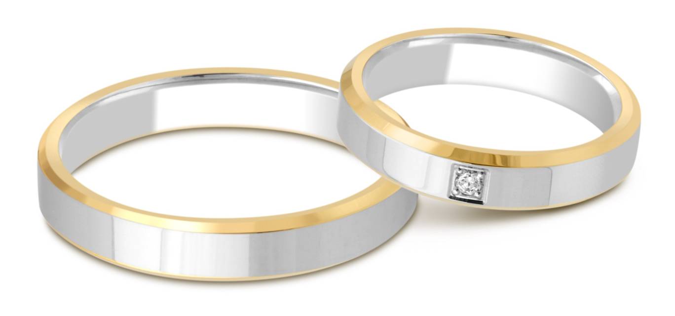 Обручальное кольцо из комбинированного золота с бриллиантом (028713)