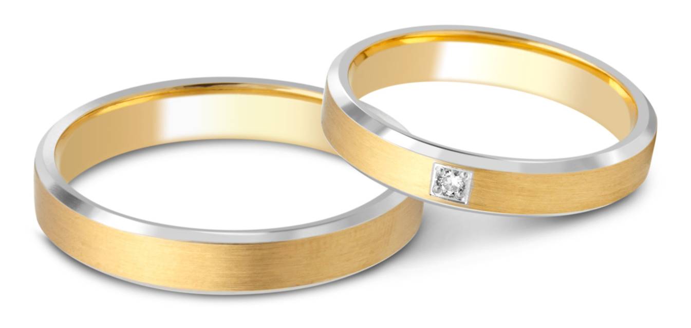 Обручальное кольцо из комбинированного золота с бриллиантом (028715)