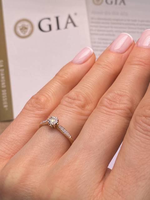 Помолвочное кольцо из жёлтого золота с бриллиантами (054733)
