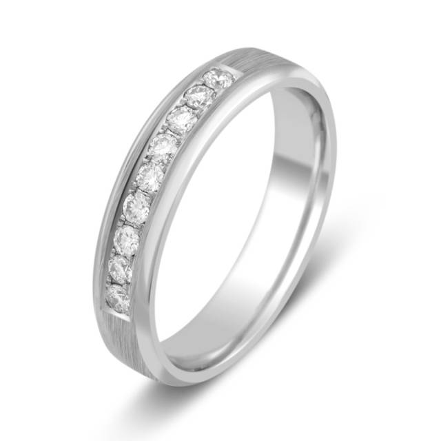 Обручальное кольцо из платины с бриллиантами (028621)