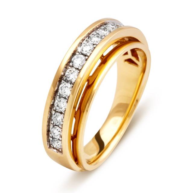 Кольцо с бриллиантами из жёлтого золота (007970)