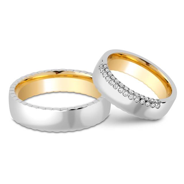 Обручальное кольцо из комбинированного золота с бриллиантами TIAMO (028087)