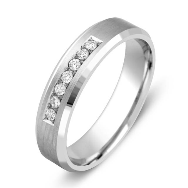 Обручальное кольцо с бриллиантами из белого золота (010486)