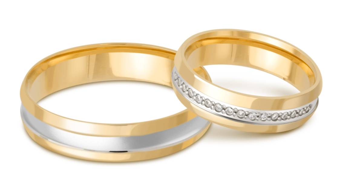 Обручальное кольцо из комбинированного золота с бриллиантами (038007)