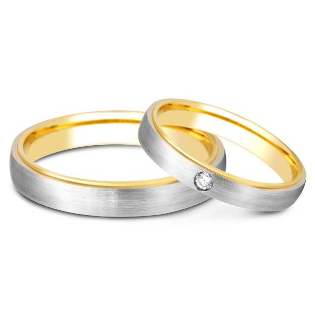 Обручальное кольцо из комбинированного золота с бриллиантом TIAMO (000656)