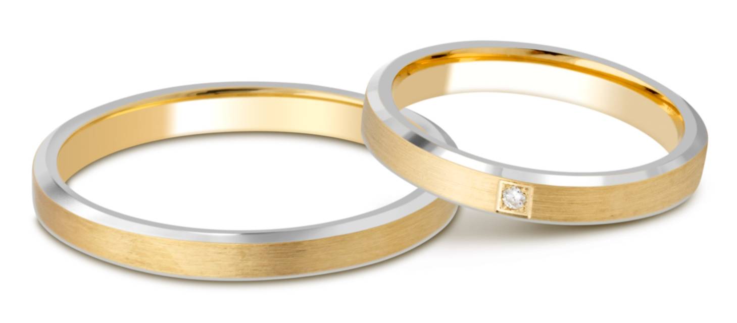 Обручальное кольцо из комбинированного золота (028676)