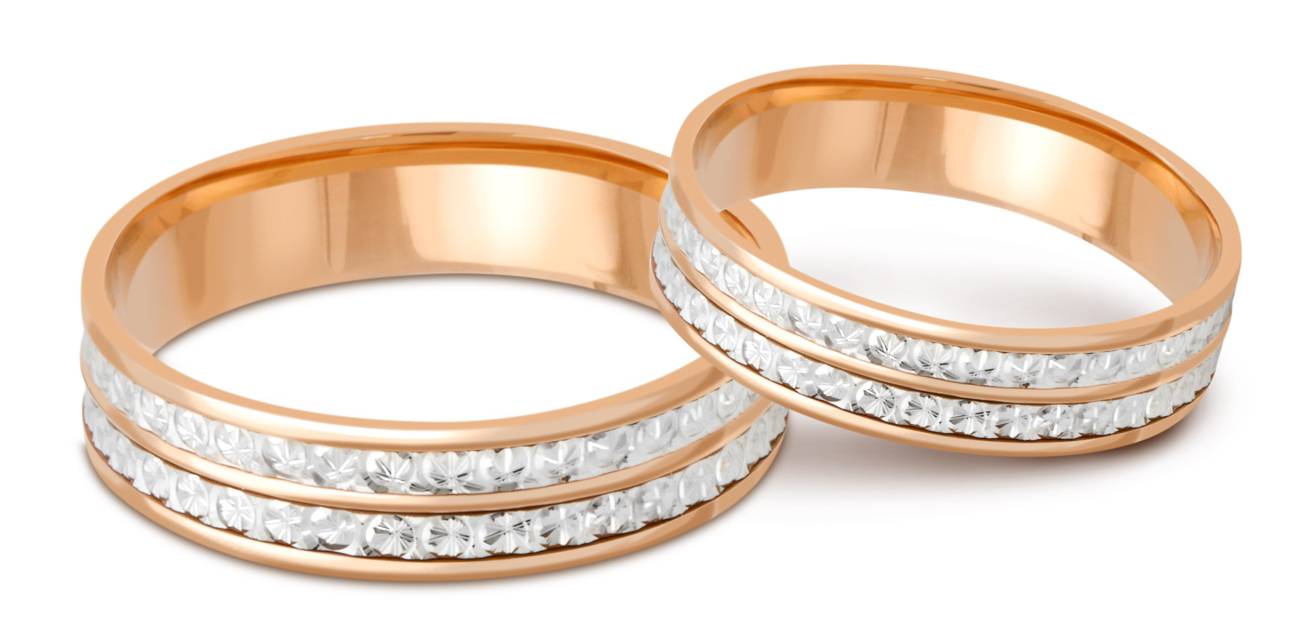 Обручальное кольцо из комбинированного золота (037426)