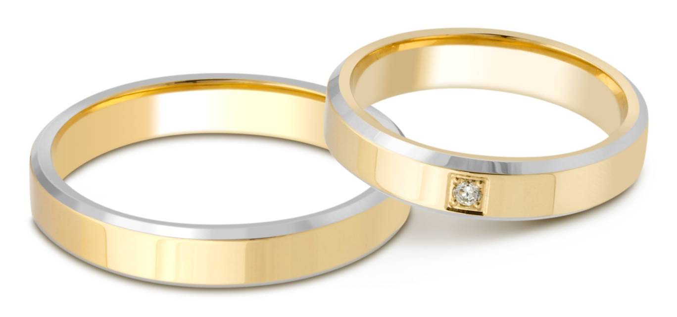Обручальное кольцо из комбинированного золота с бриллиантом (028714)