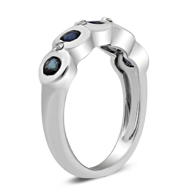 Кольцо из белого золота с бриллиантами и сапфиром (022347)