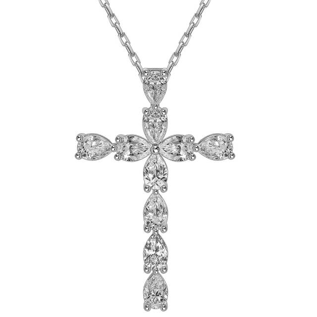 Колье крест из белого золота с бриллиантами (063683)