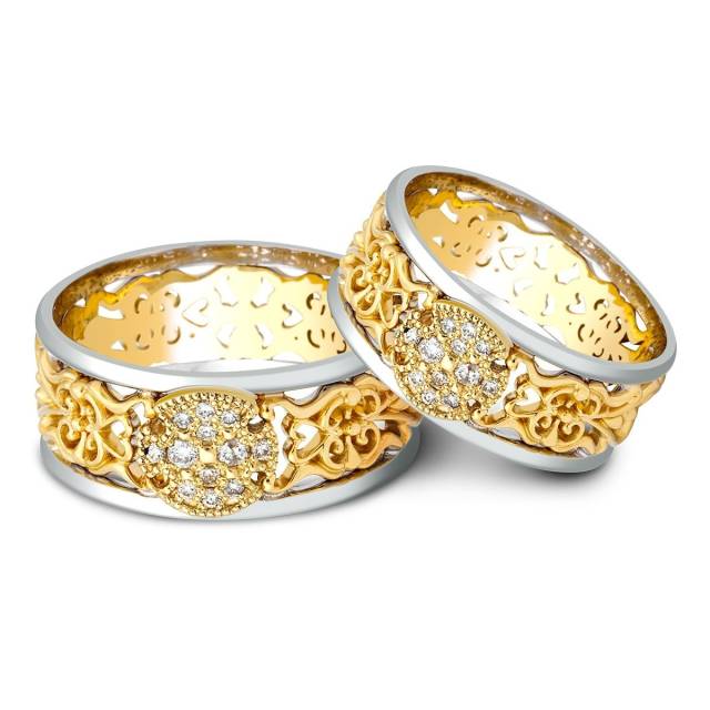 Обручальное кольцо из комбинированного золота с бриллиантами (023969)