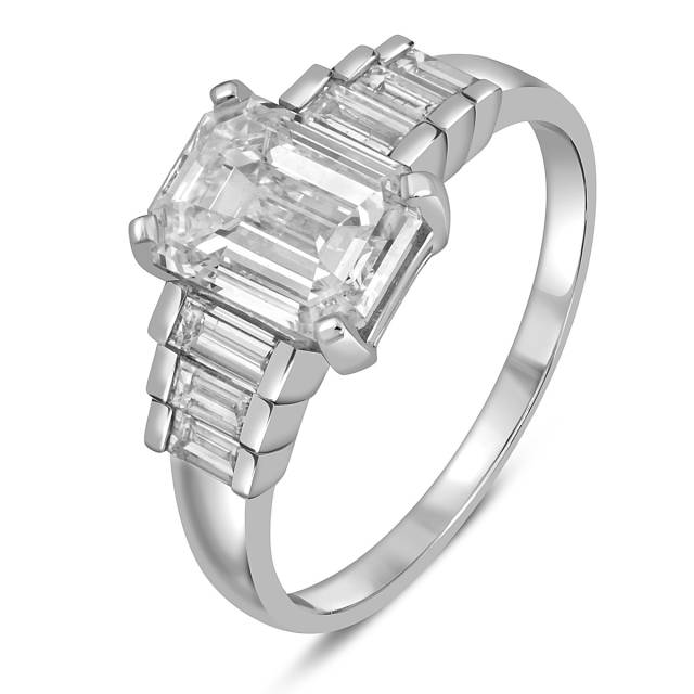 Помолвочное кольцо из платины с бриллиантами (055735)