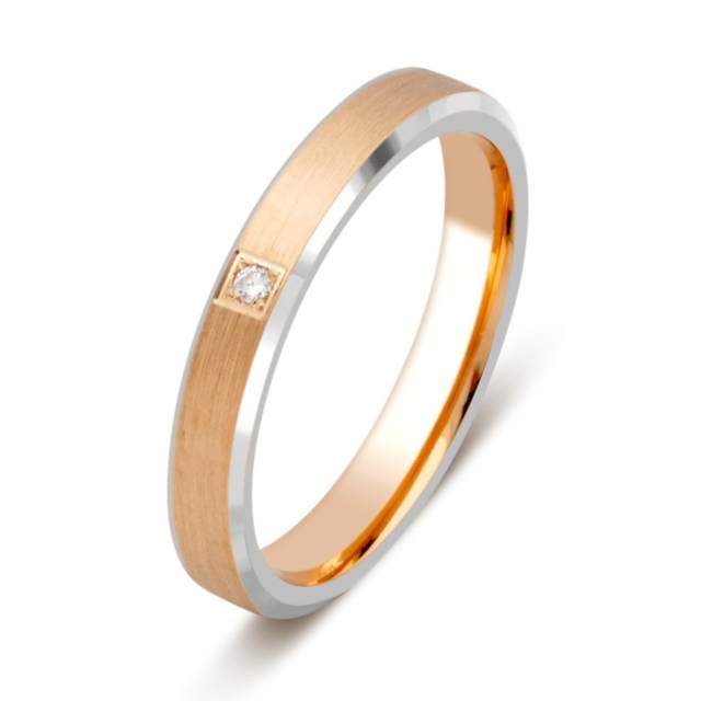 Обручальное кольцо из комбинированного золота с бриллиантом (028729)