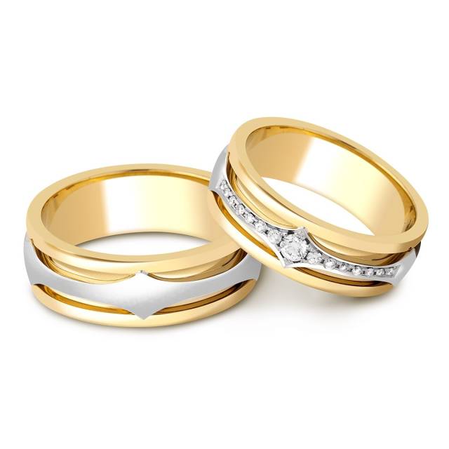 Обручальное кольцо из жёлтого золота с бриллиантами (027076)