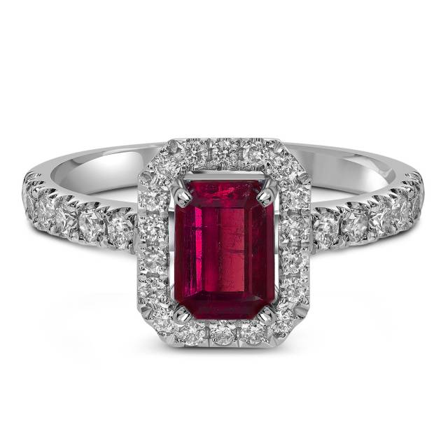 Кольцо из белого золота с бриллиантами и рубином (063710)