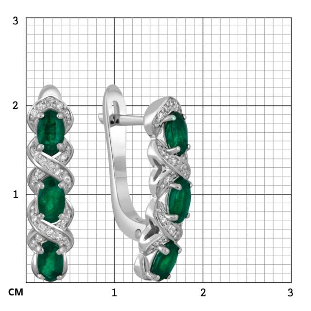 Серьги из белого золота с бриллиантами и изумрудами (045552)