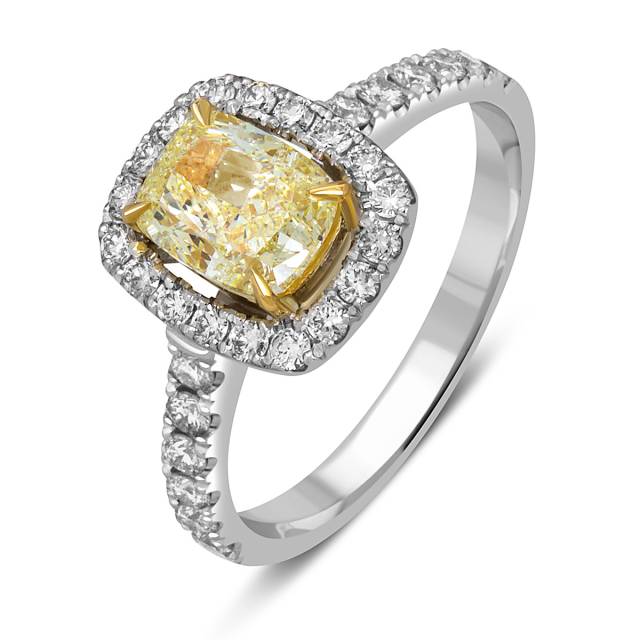 Помолвочное кольцо из белого золота с бриллиантами (053741)