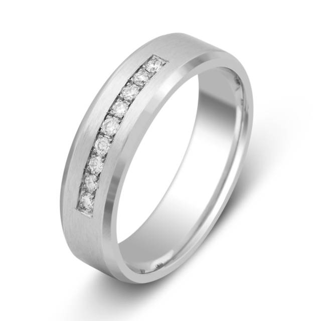 Обручальное кольцо из платины с бриллиантами (027410)