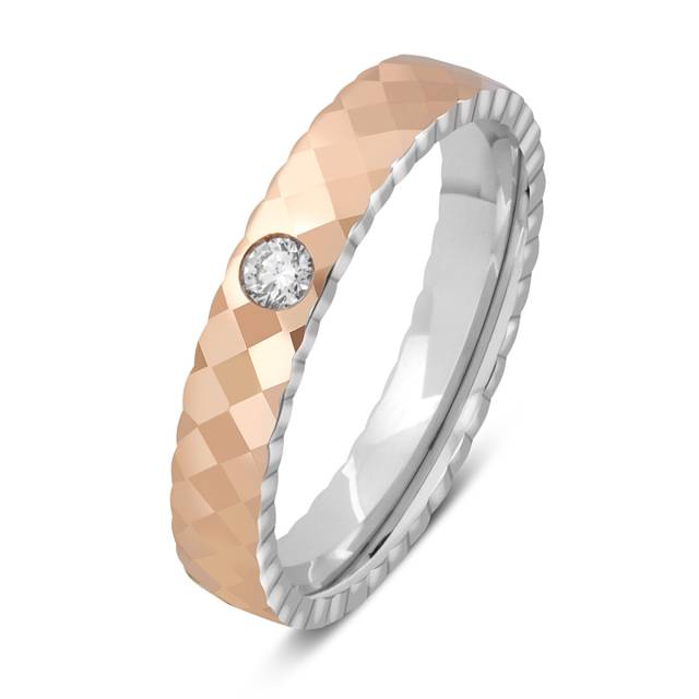 Обручальное кольцо из комбинированного золота с бриллиантом Tiamo (045563)