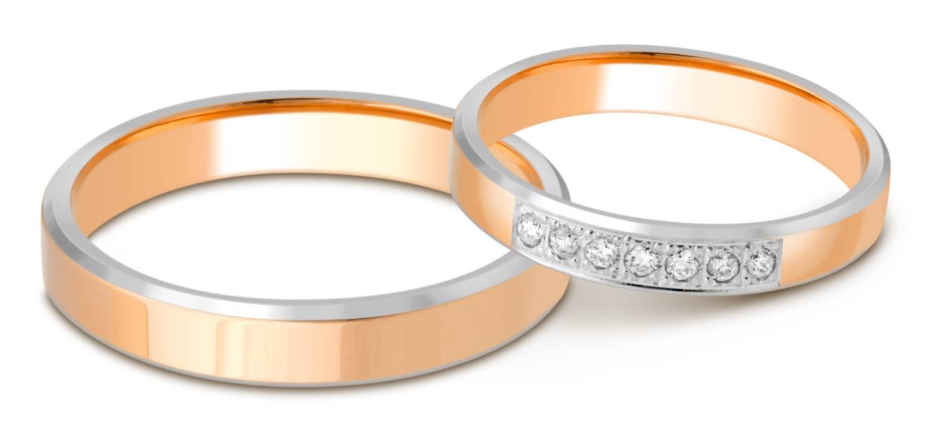 Обручальное кольцо из комбинированного золота с бриллиантами (028800)