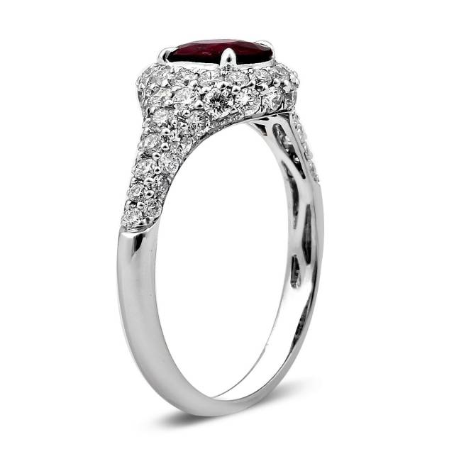Кольцо из белого золота с бриллиантами и рубином (024247)