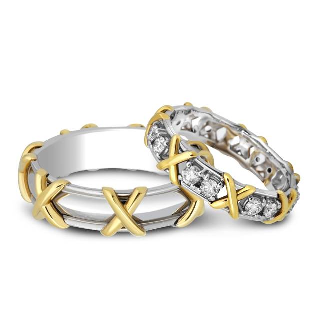Обручальное кольцо из комбинированного золота с бриллиантами (010122)