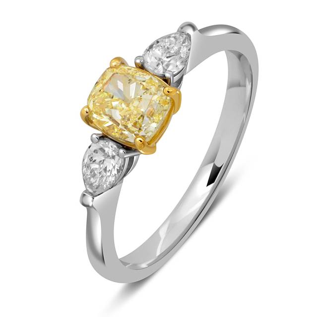Помолвочное кольцо из белого золота с бриллиантами (052044)