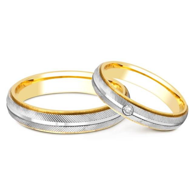 Обручальное кольцо из комбинированного золота с бриллиантом TIAMO (000054)