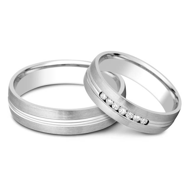 Обручальное кольцо из белого золота с бриллиантами (010771)