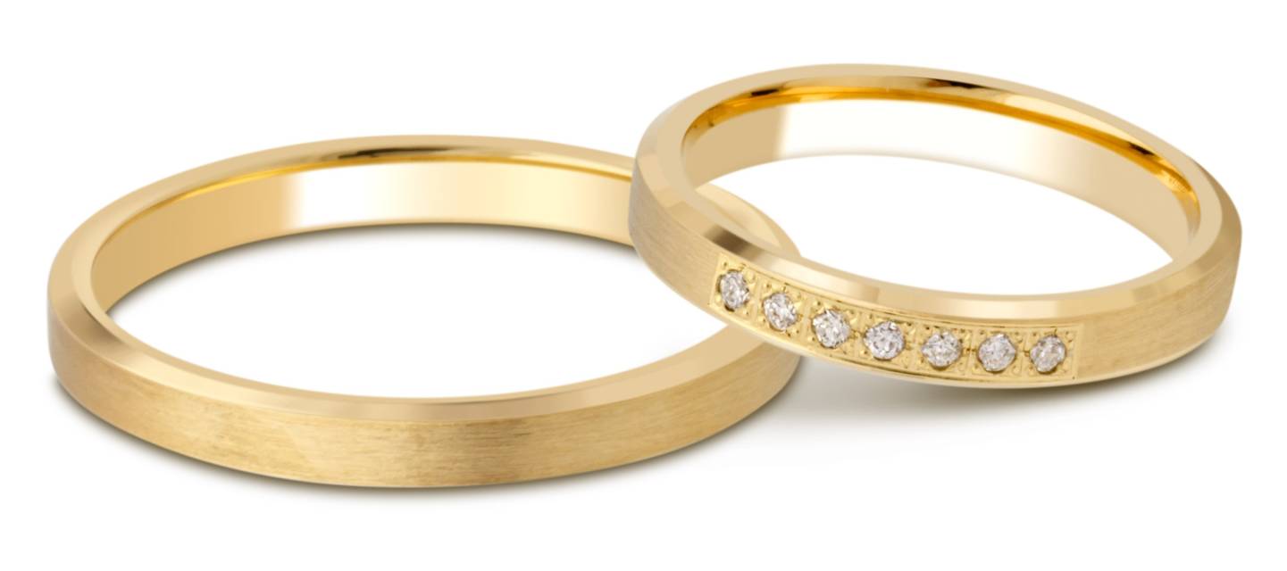 Обручальное кольцо из жёлтого золота с бриллиантами (028738)