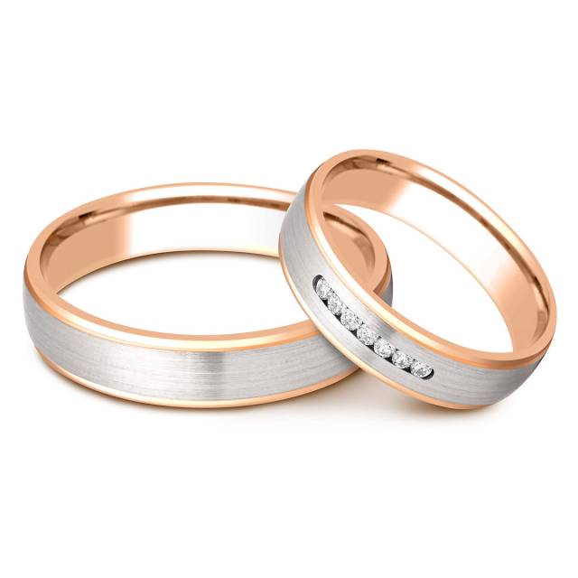 Обручальное кольцо из комбинированного золота с бриллиантами (002325)